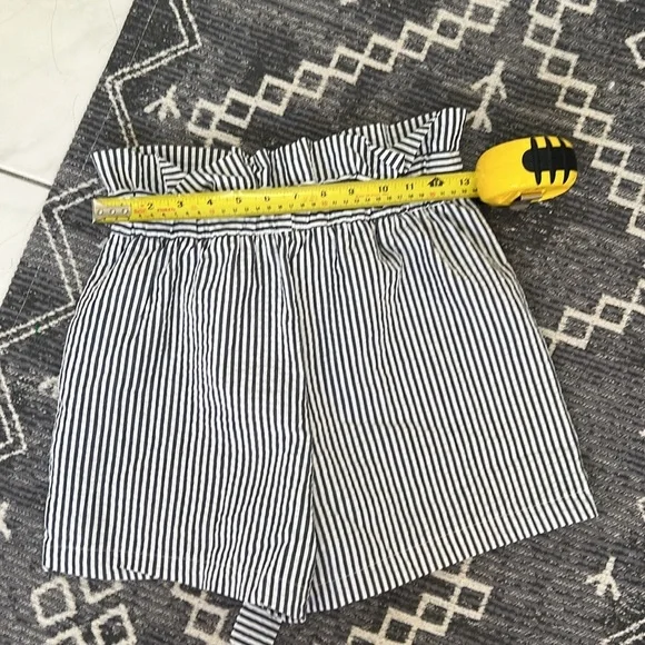 Zara Tie Waist Pinstripe Paperbag Shorts Charcoal White - Picture 5 of 6